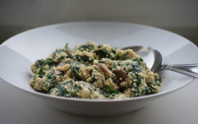 Recept: Quinoa met spinazie en champignons